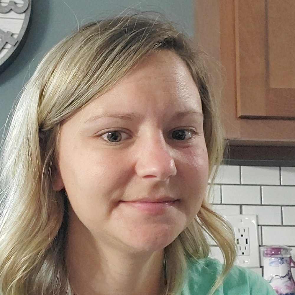 Meet your Posher, Amelia